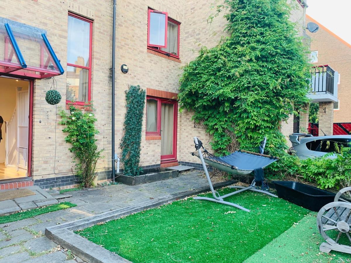 Riverside Double Room With Double Sofa Bed London Exterior foto
